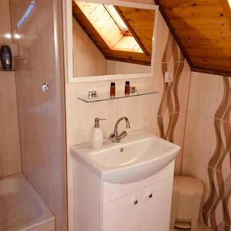 Napsugar Vendeghaz-apartman 3* Vonyarcvashegy